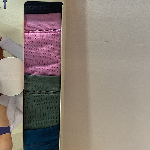 NEW FRUIT OF THE LOOM GETAWAY COLLECTION 4 MESH BIKINIS SIZE 9/2XL - Picture 4 of 10